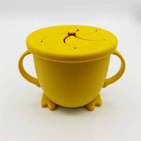 Children's  Silicone Snack Cup With Catcher Lid