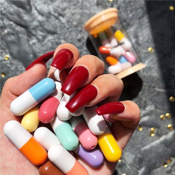 16 colors Mini Capsule Lipstick Set Waterproof Non-stick Cup Carry Pill